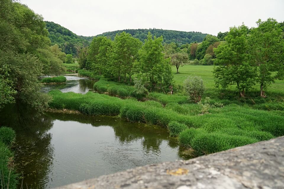 Steinbruecke ueber die Jagst in Oberregenbach 