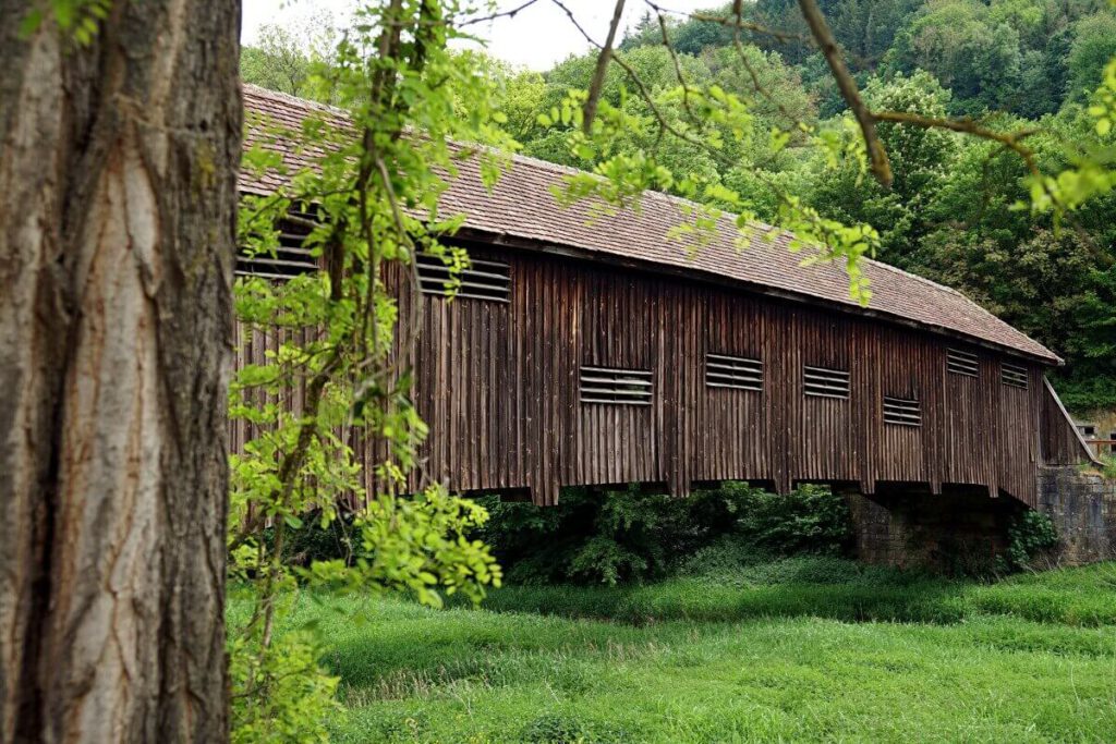 Archenbruecke in Unterregenbach auf unserer Wanderung um Langenburg