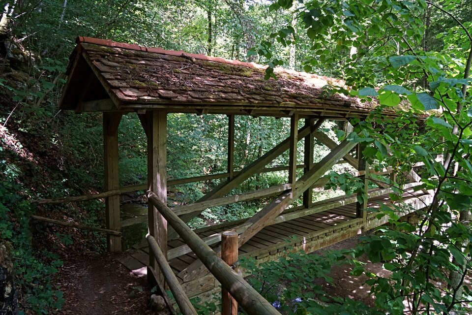 Bruecke ueber die Gronach in Hohenlohe