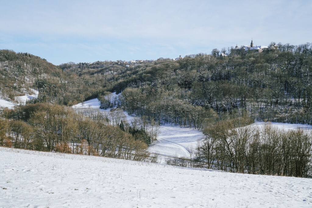 Blick auf Schloss Langenburg in Hohenlohe im Winter