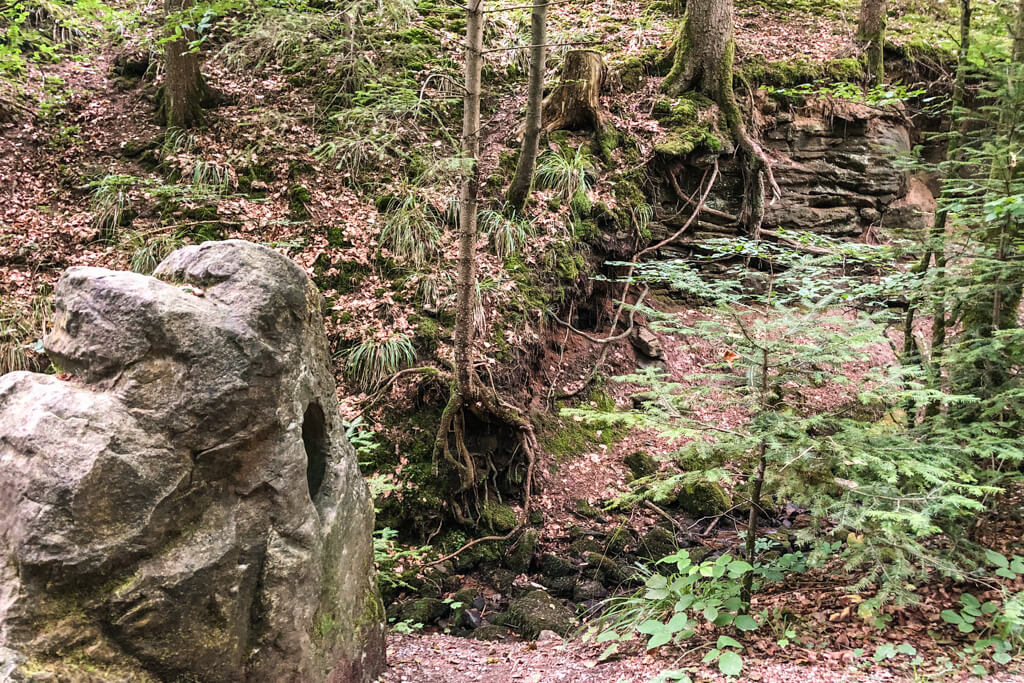 Geologie zum Anfassen auf dem Fuxi Pfad